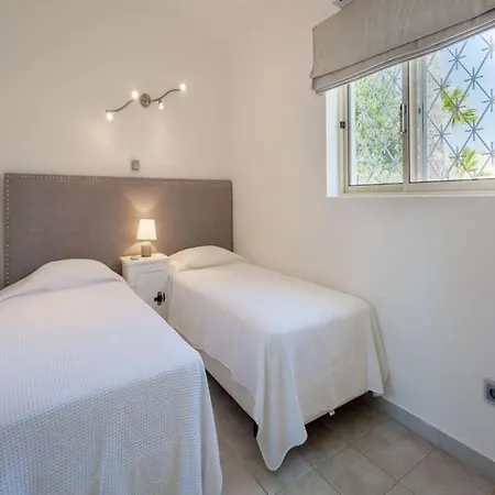 Glorious Carvoeiro 4 Bedrooms Quinta Pedro 8 Tennis Court Pool Table Ping Pong * Carvoeiro